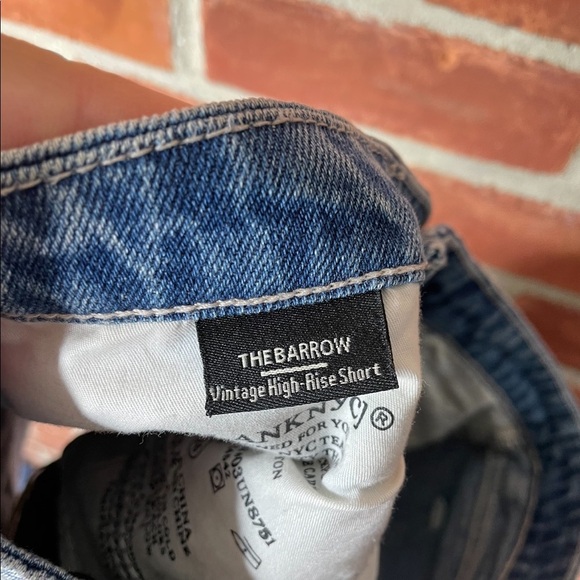 Blank NYC high rise shorts - Picture 8 of 11